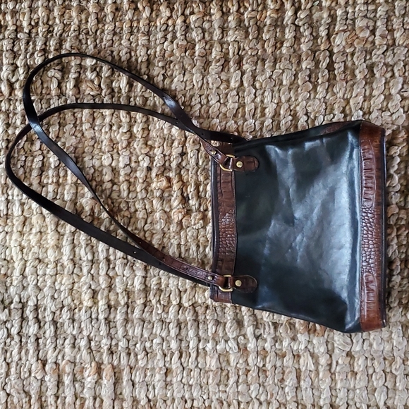 Vintage Brahmin leather and crocodile embossed crossbody and wallet - Picture 3 of 10